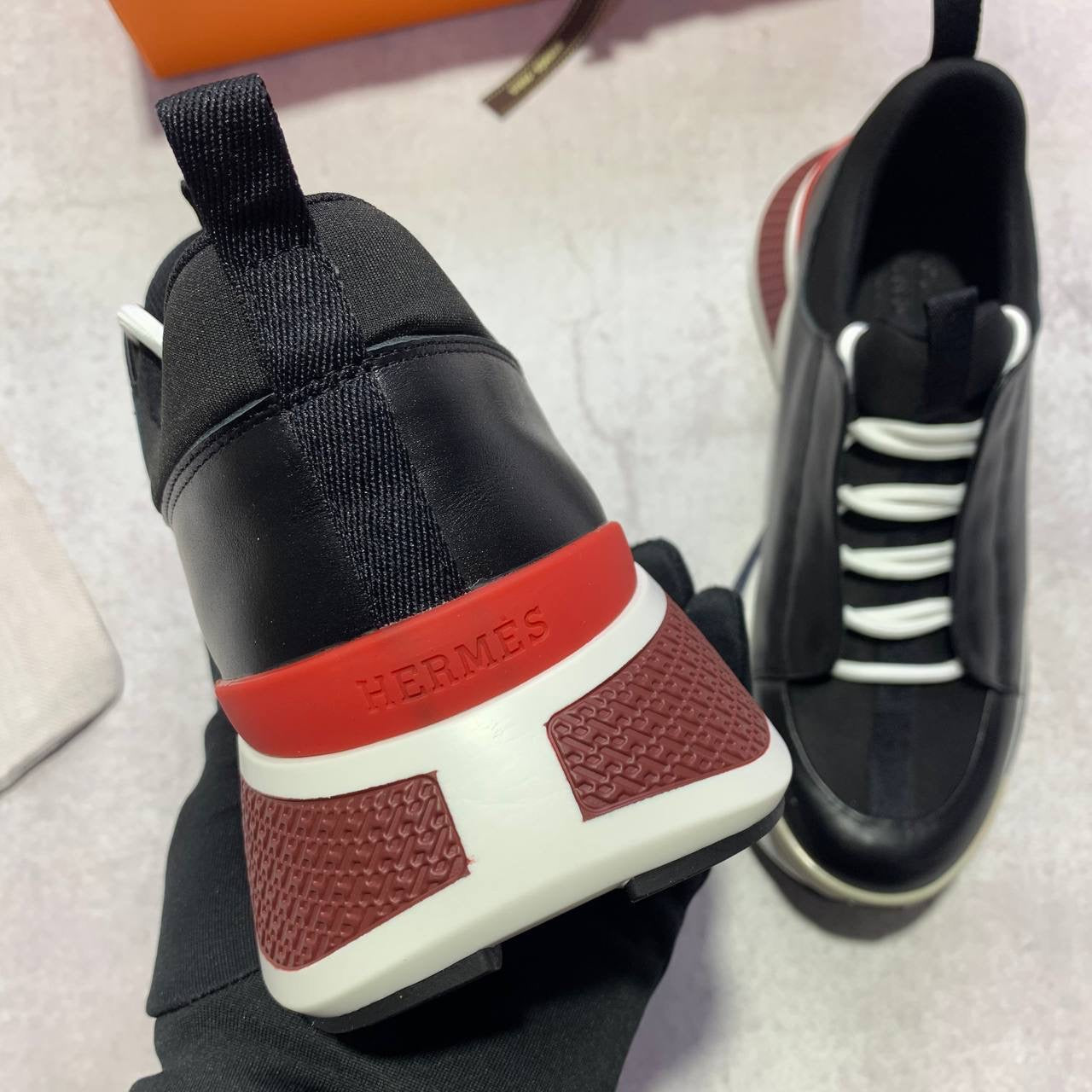 MES Trainers