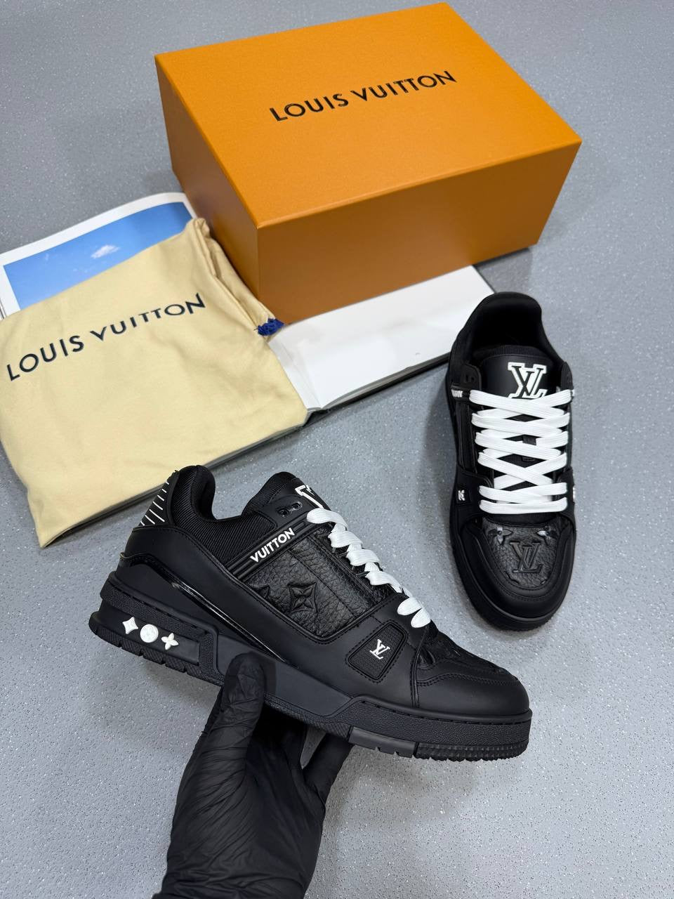 LOUI Trainers