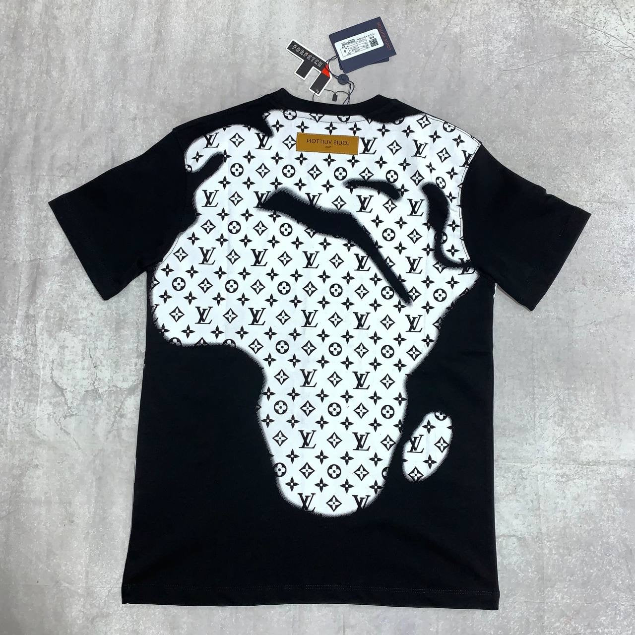 LOUI tees