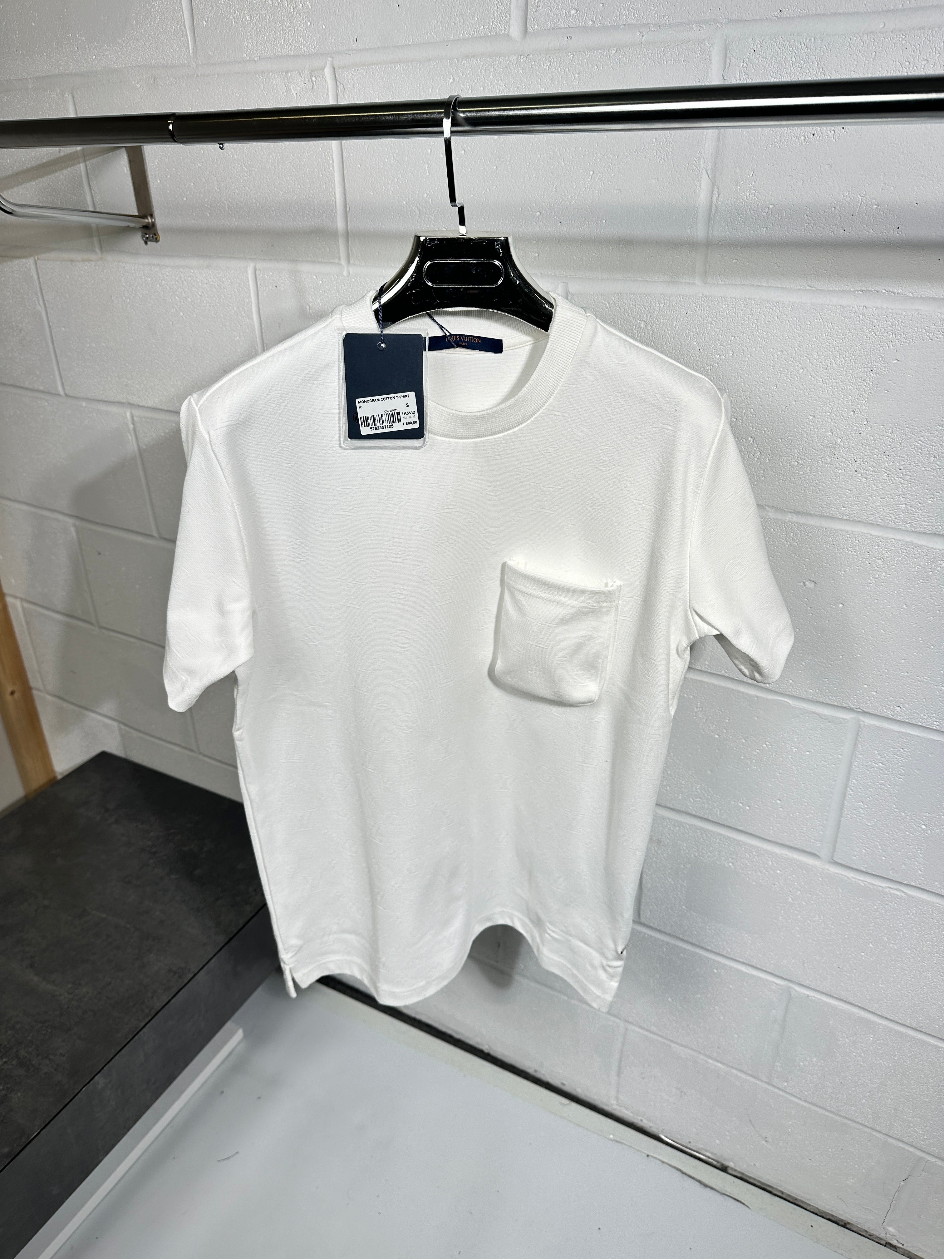 Lv logo tee white