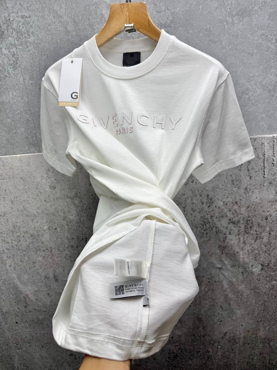 VENCHY Tees