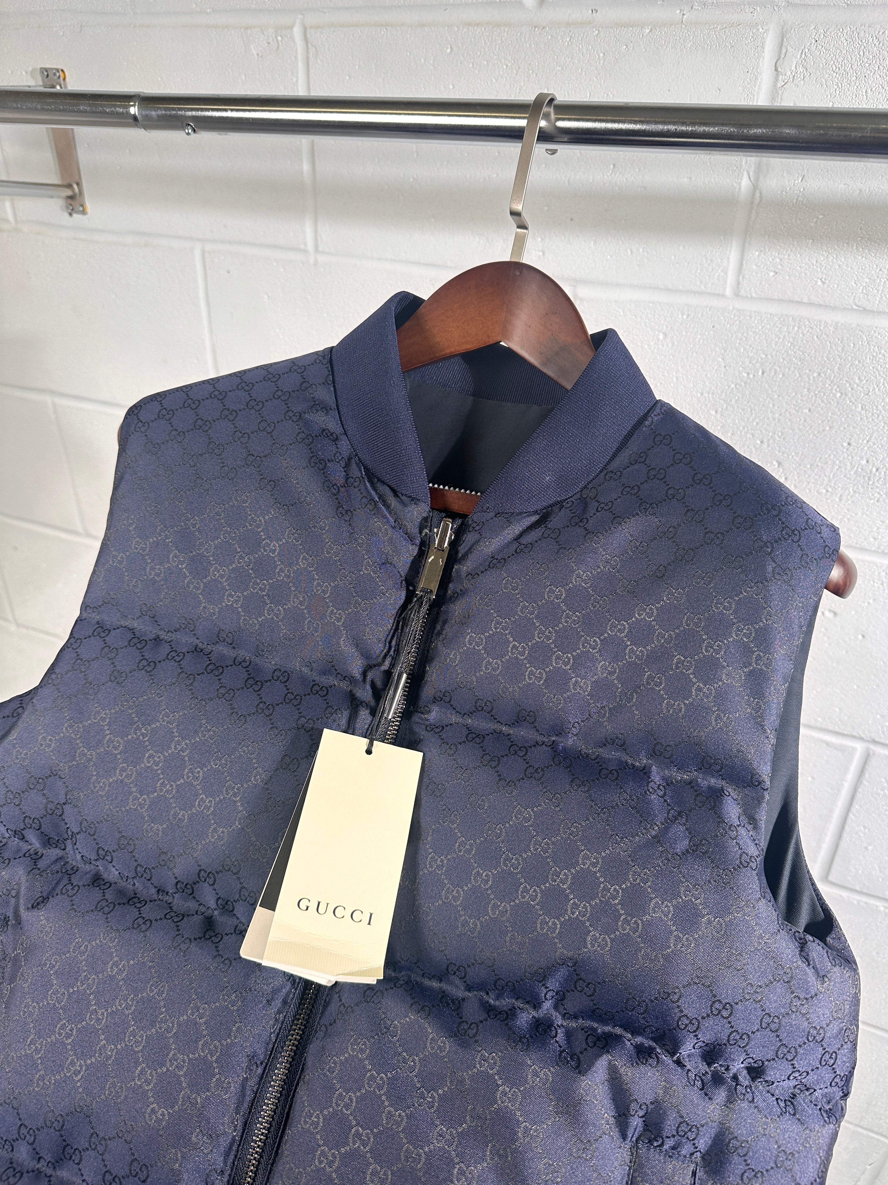 Gucci reversible body warmer navy