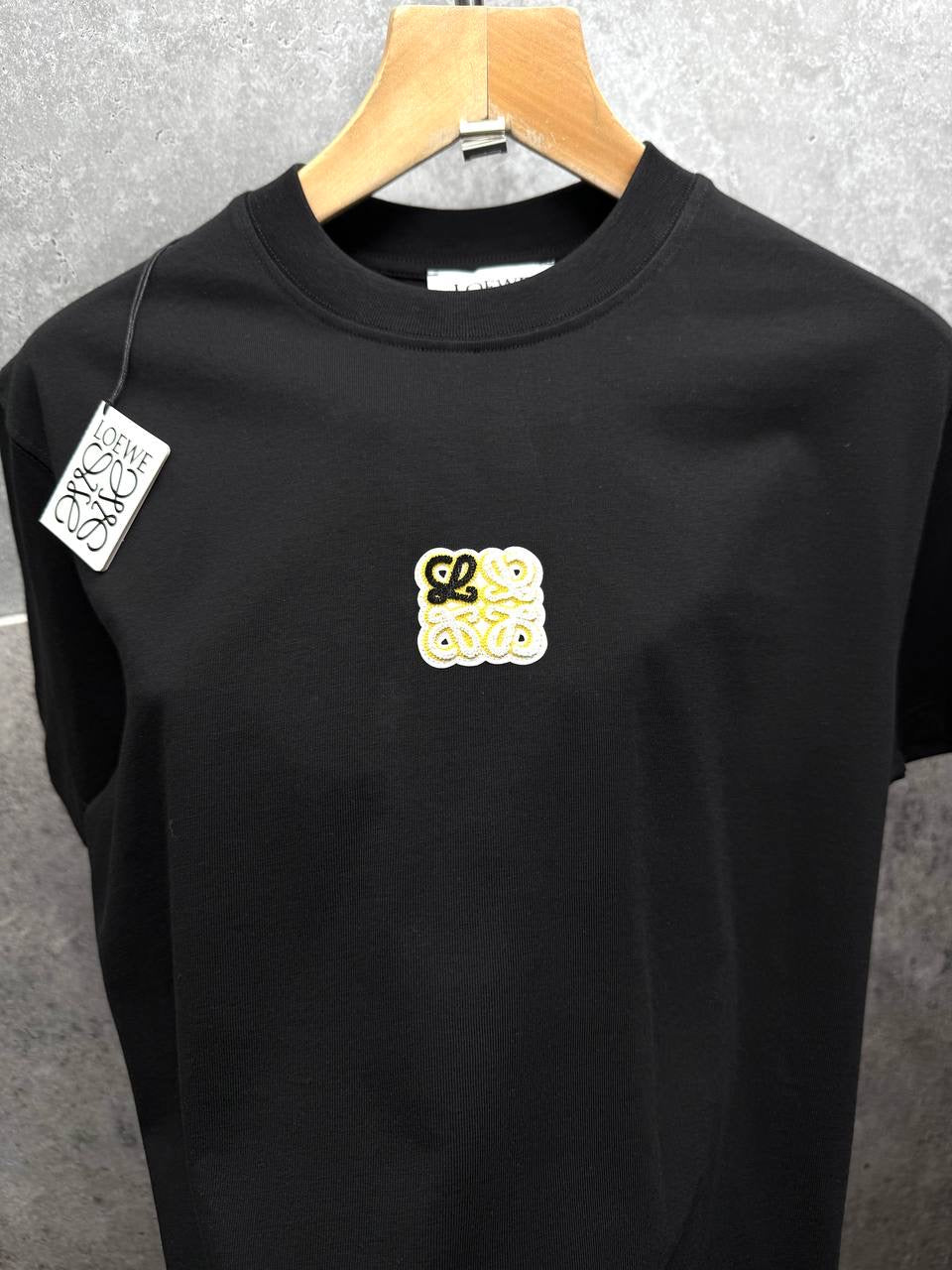 LOWE Tees