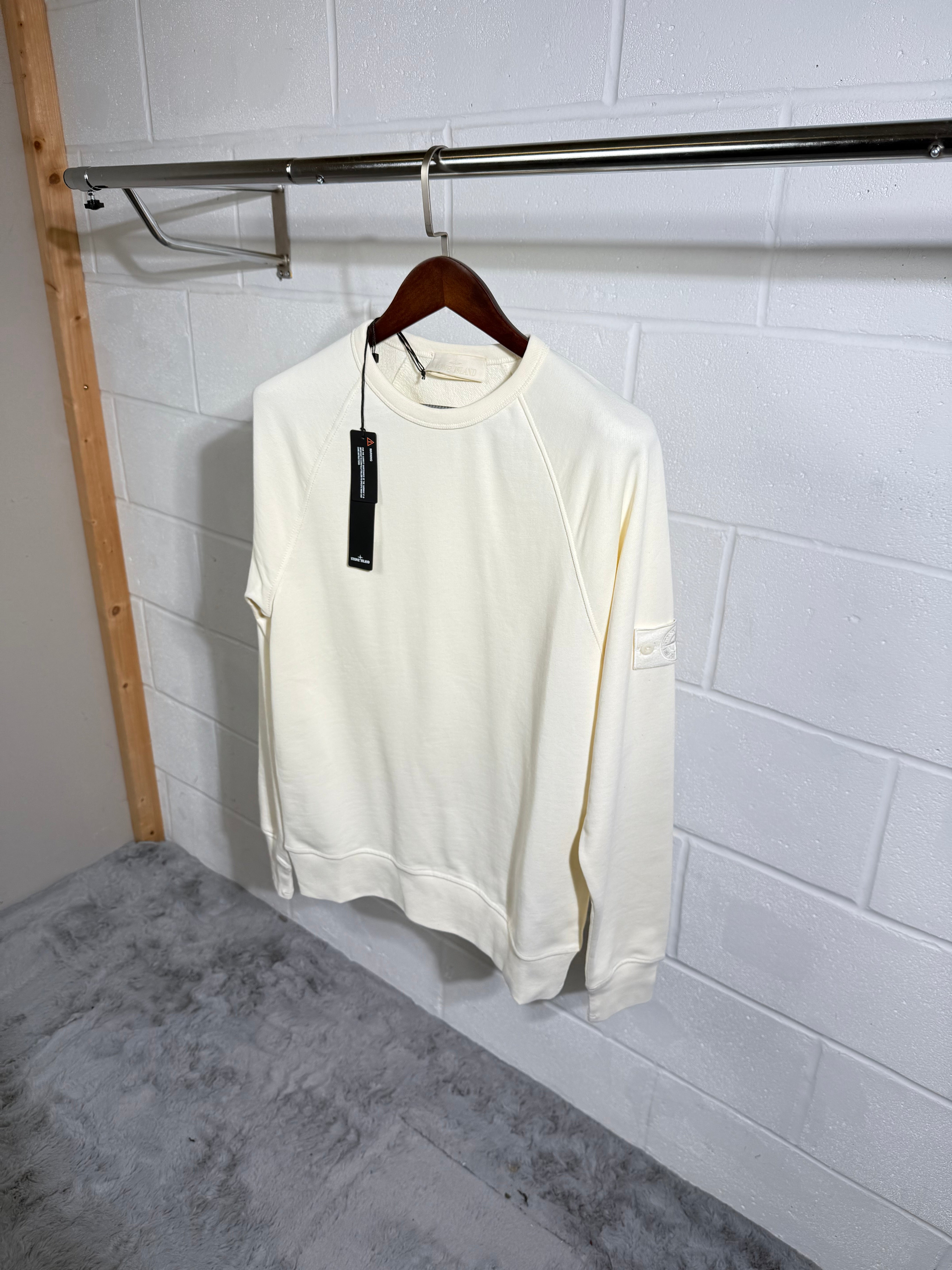 SI ghost badge sweater beige