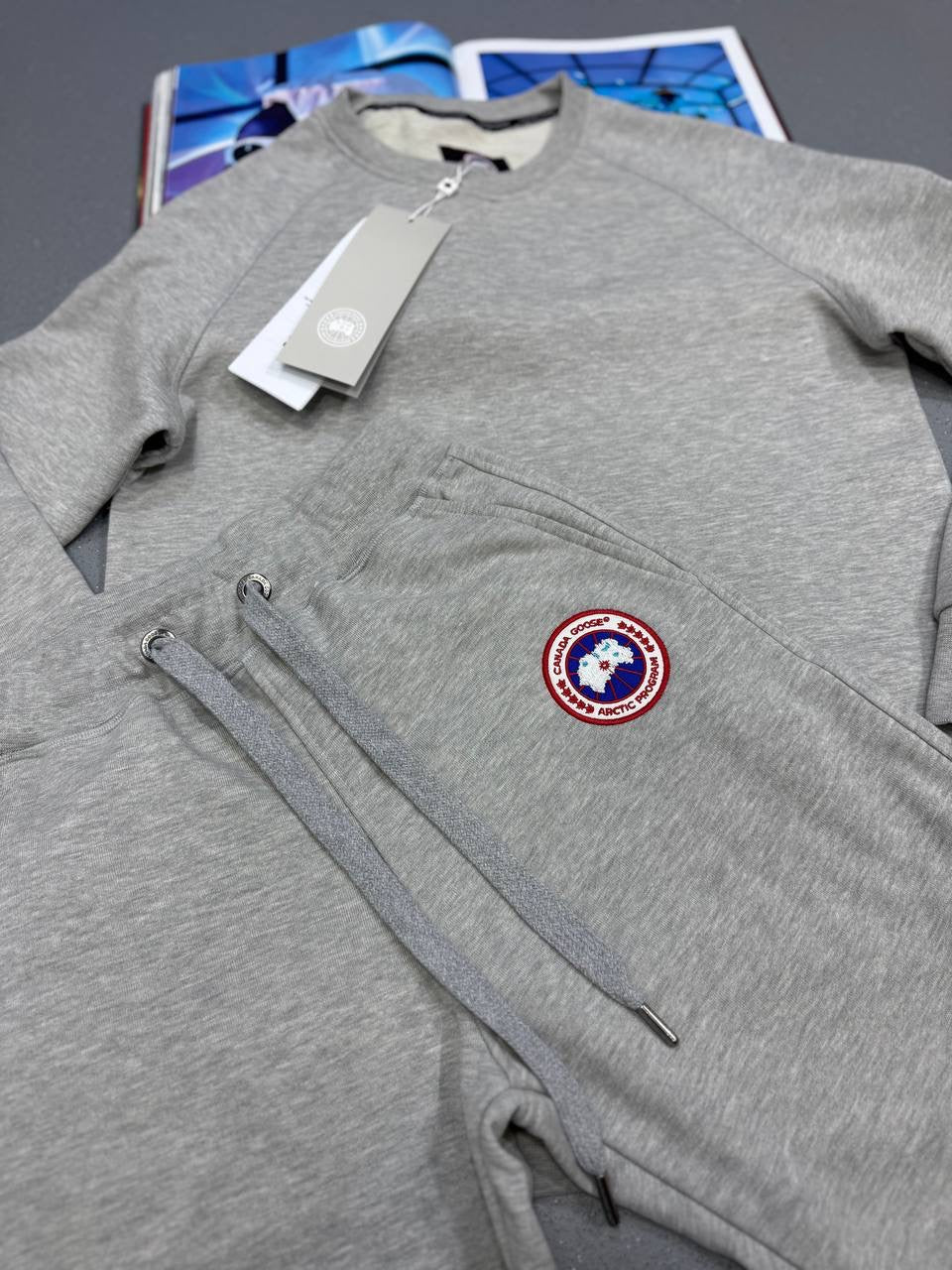 GOOSE TRACKSUIT