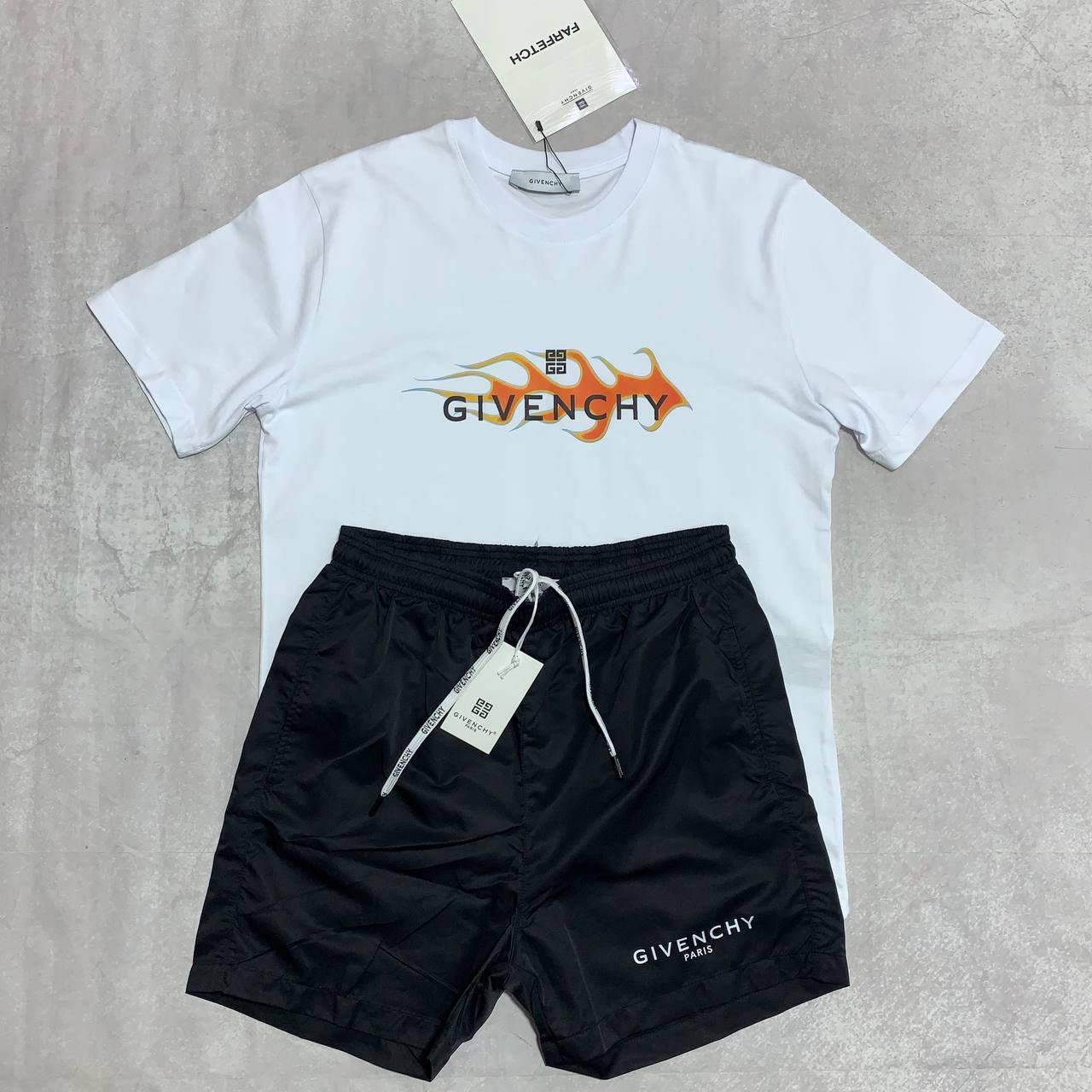 VENCHY short set