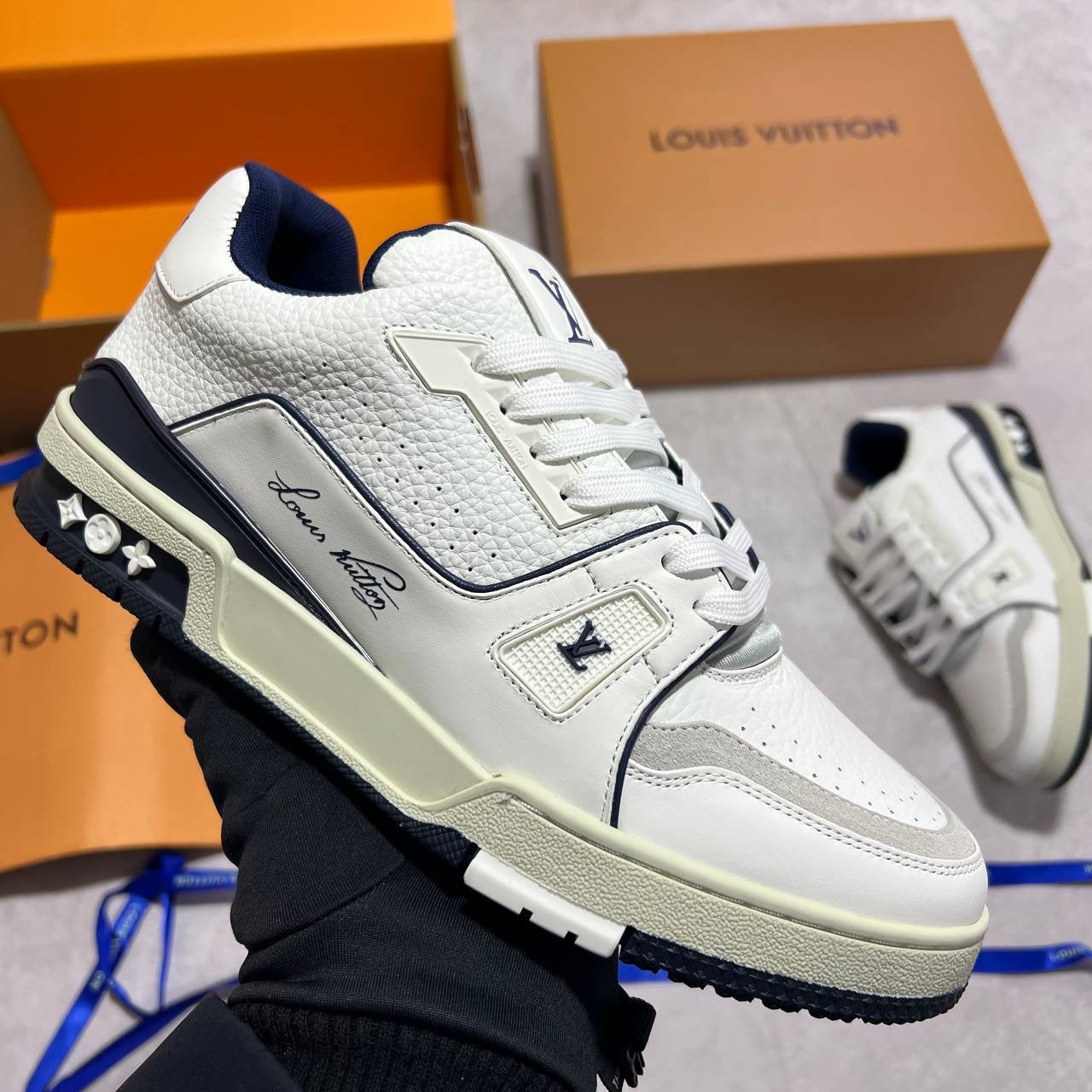 LOUI Trainers