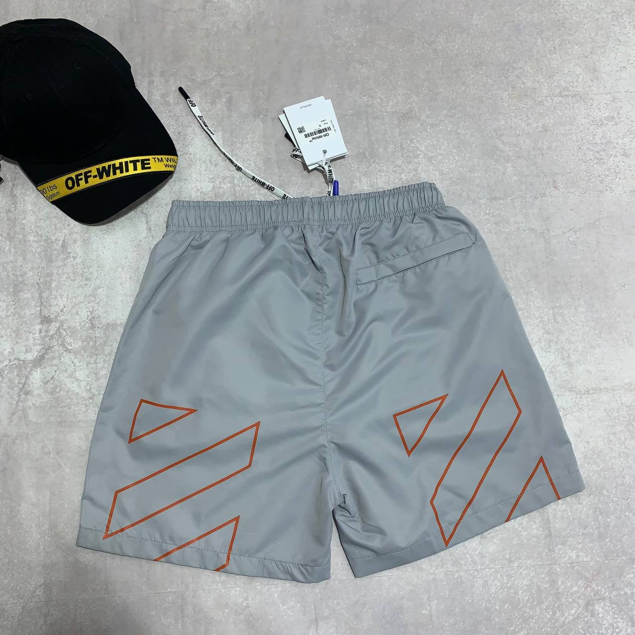 X WHITE Shorts