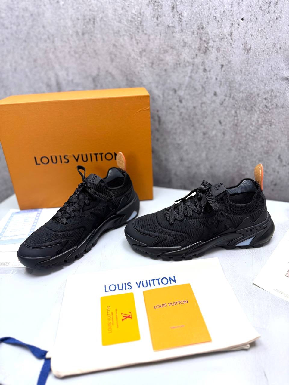 LOUI tactic trainers