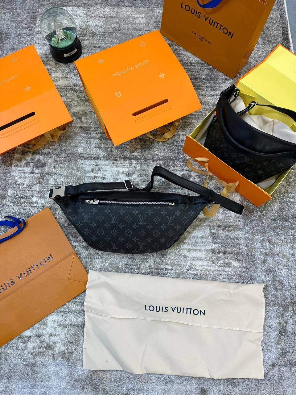 LOUI MEN BUM BAG