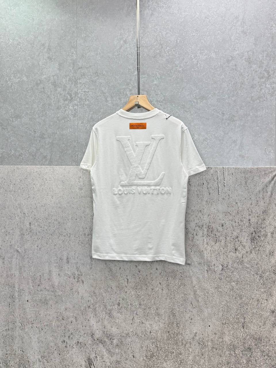 LOUI Tees