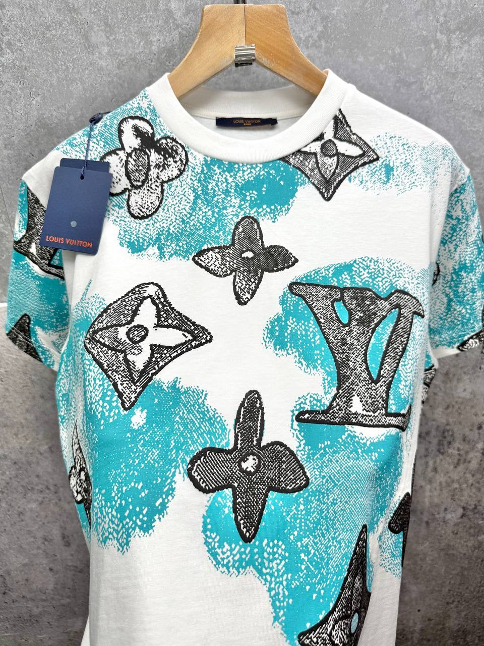LOUI Tees