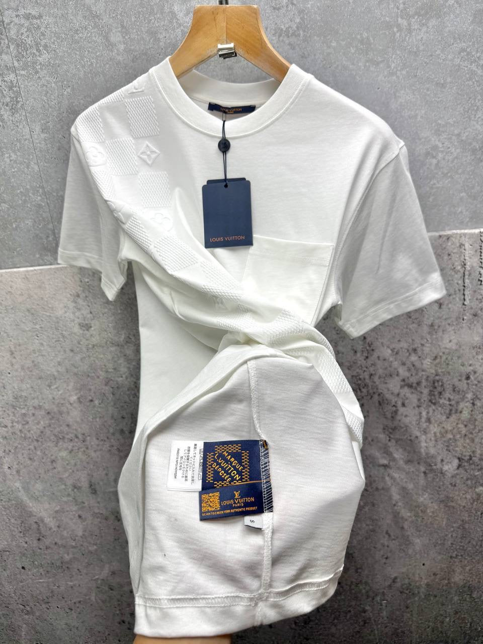 LOUI tees