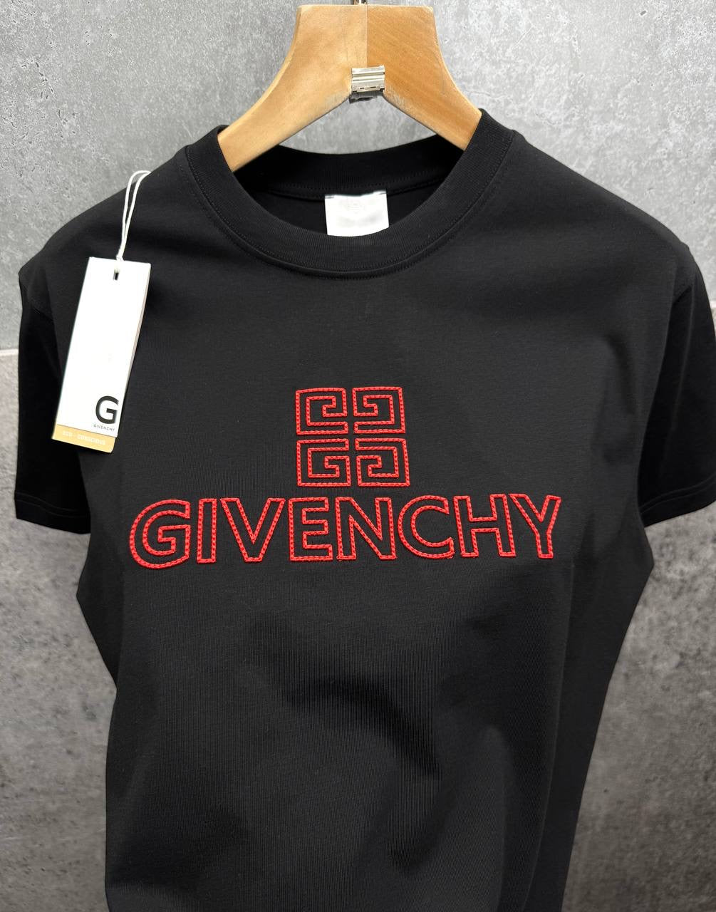 VENCHY Tees