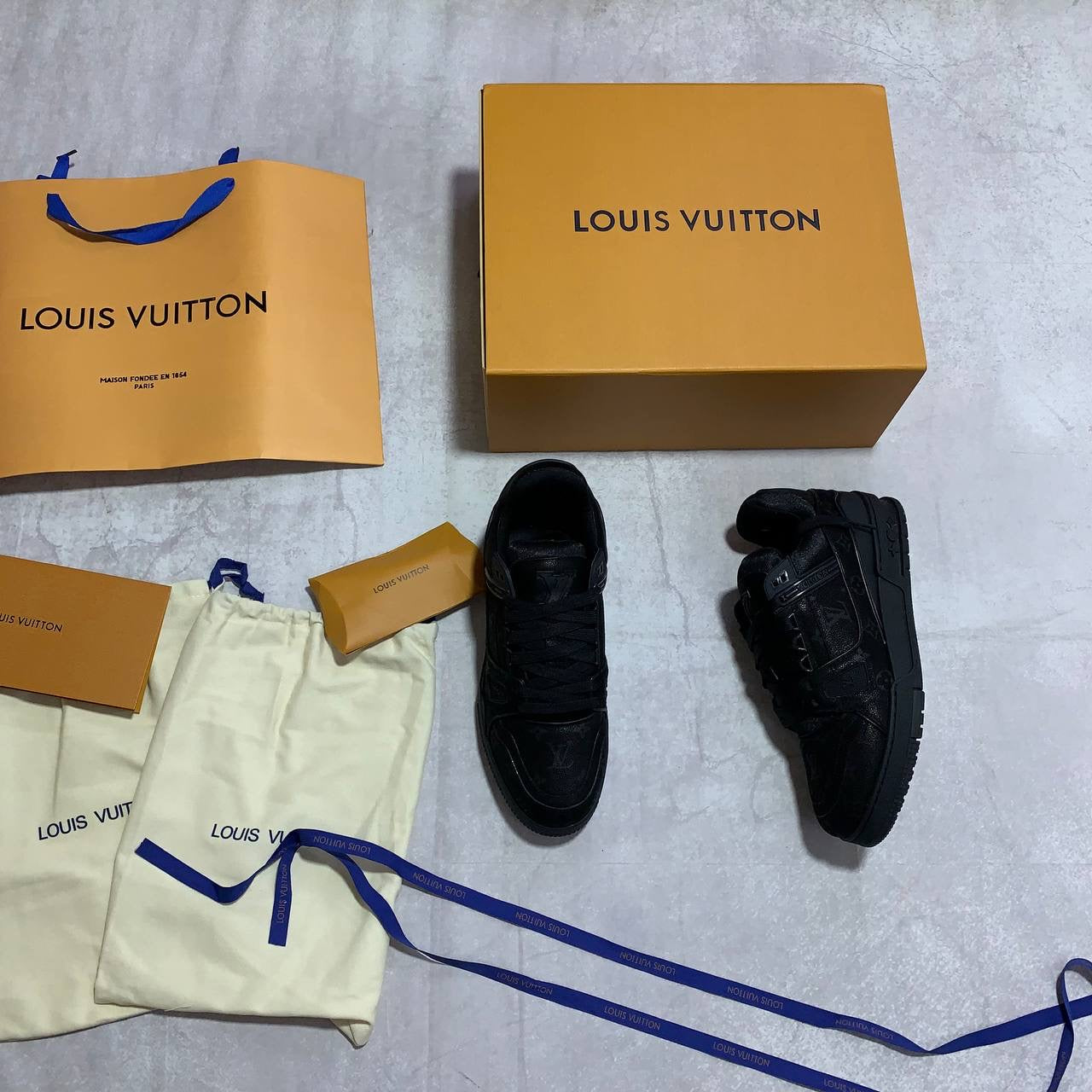 LOUI Trainers