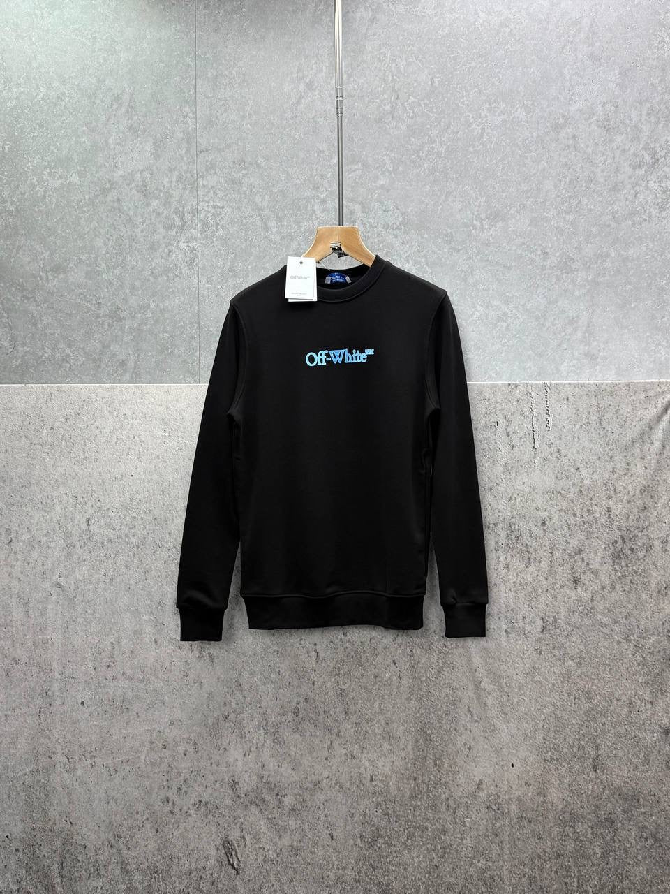 X WHITE sweatshirt