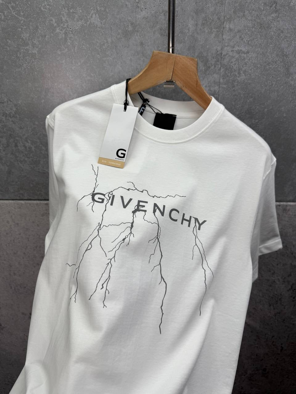 VENCHY Tees