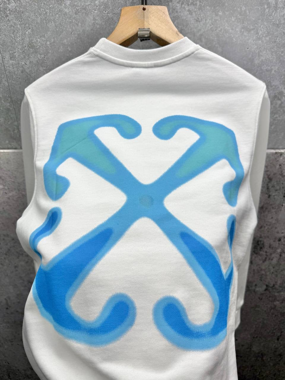 X WHITE sweatshirt