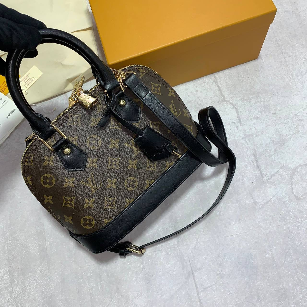 LOUI saddle bag