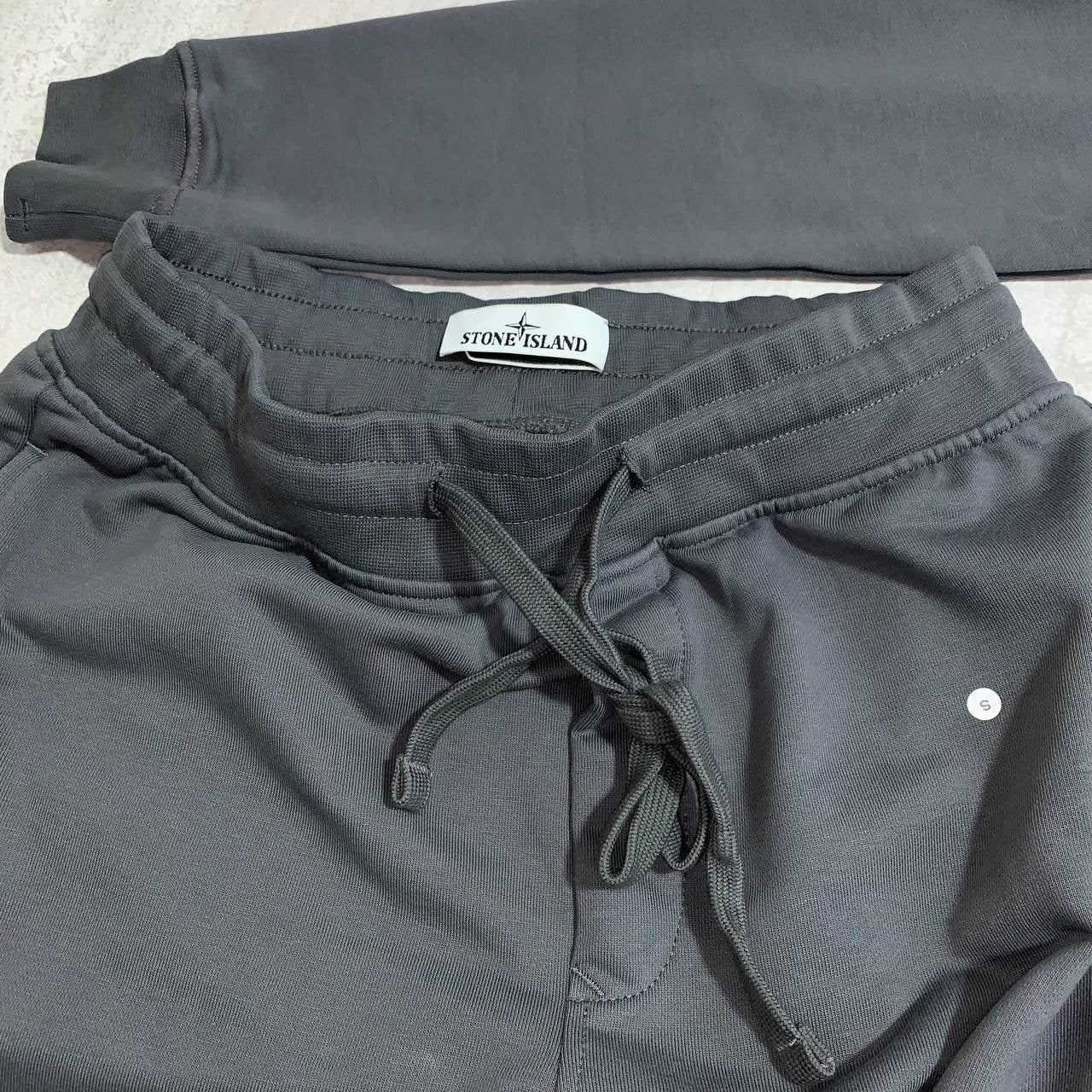 STONI Tracksuit