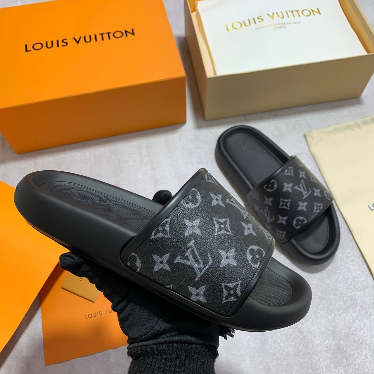 LOUI Sliders