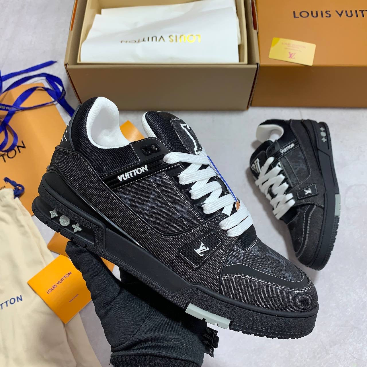 LOUI Trainers