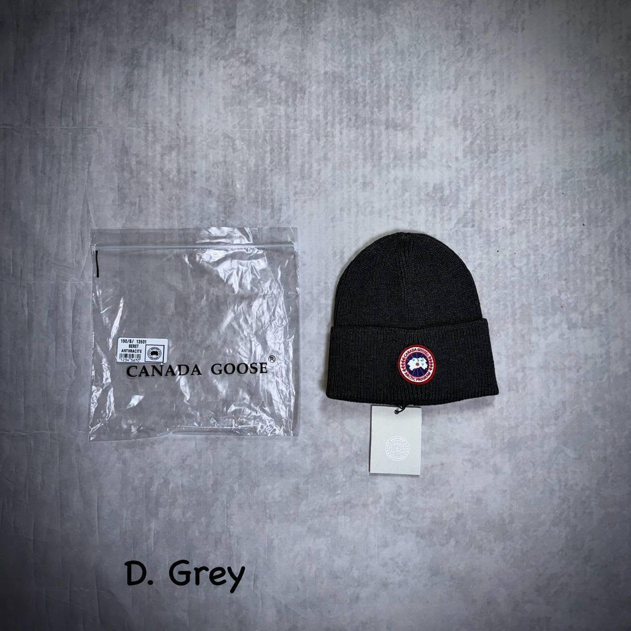 GOOSE HAT