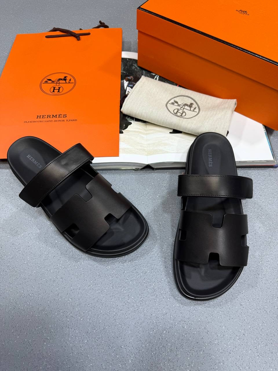 MES Sandal