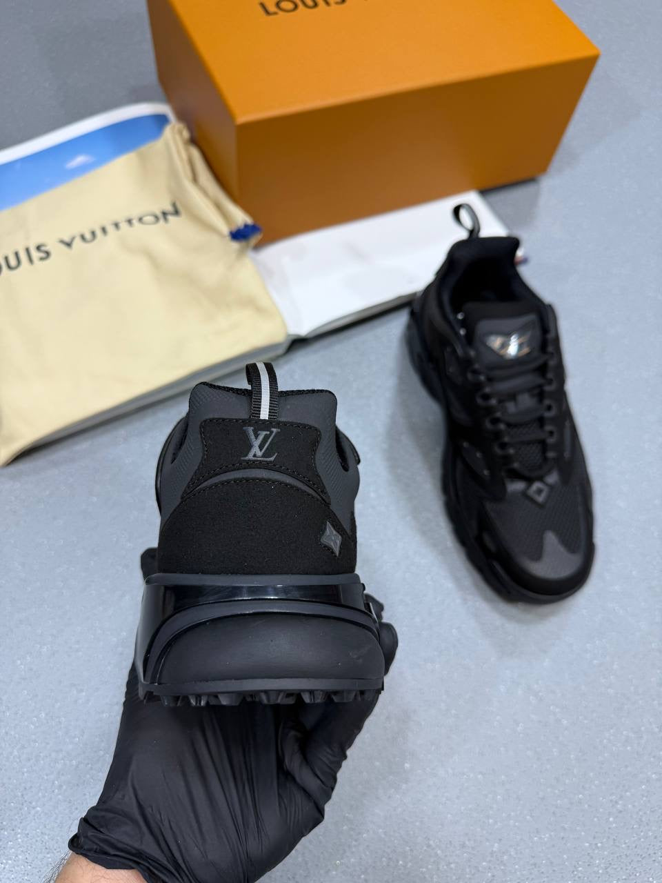 LOUI Trainers