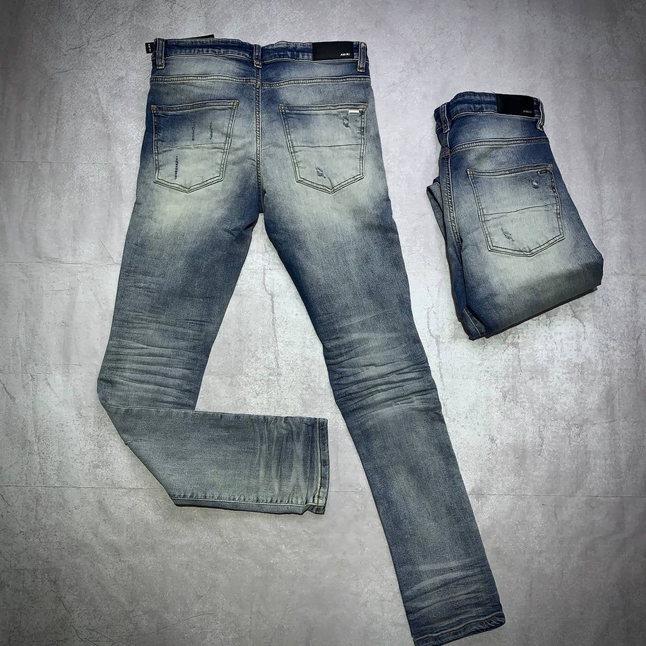 AMRI Jeans