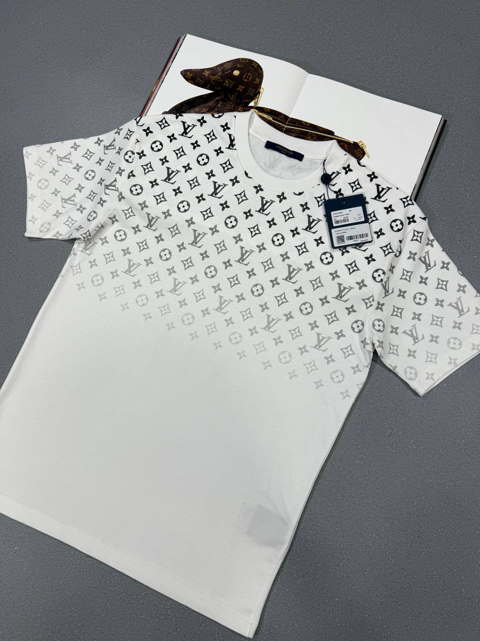 LOUI Tees