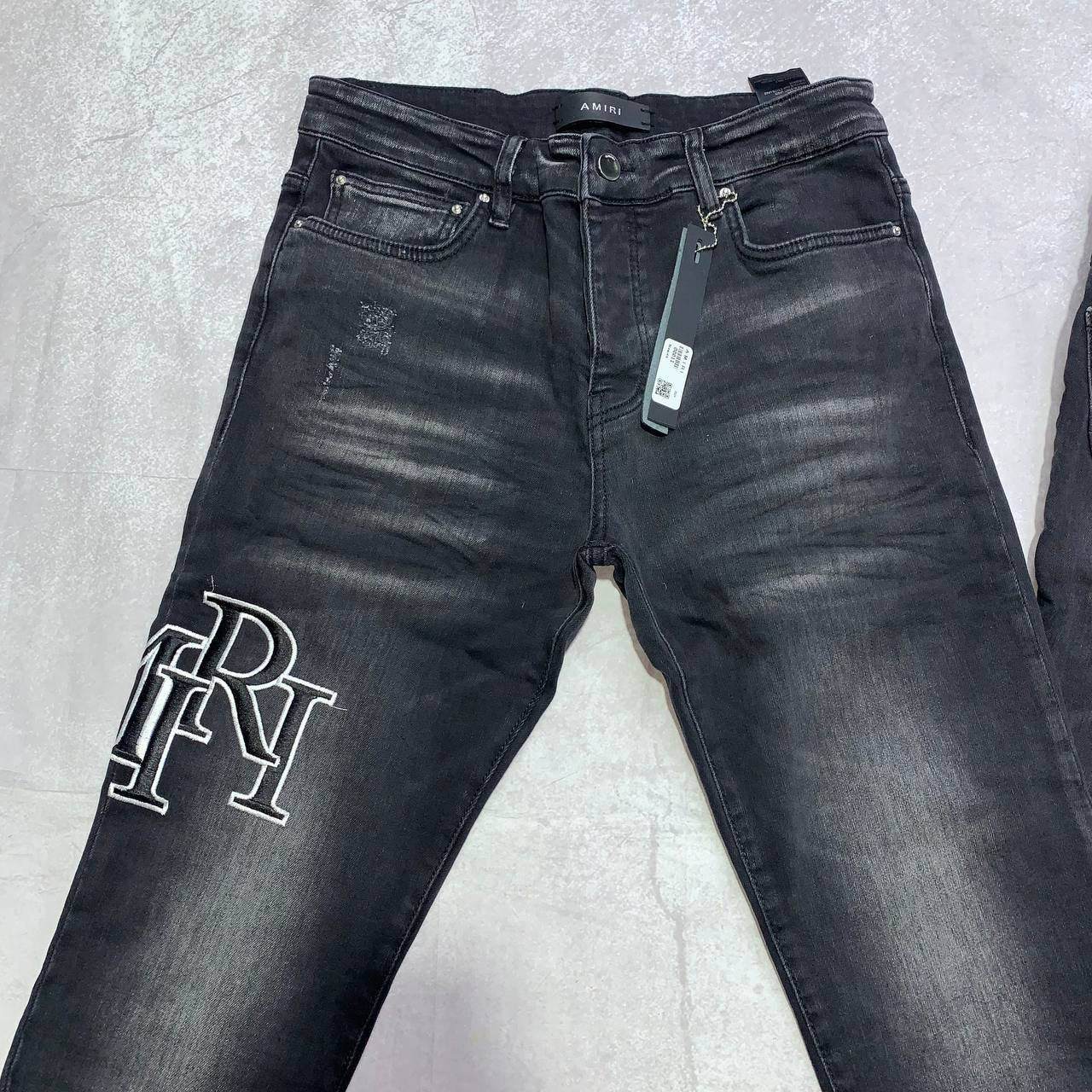 AMRI Jeans