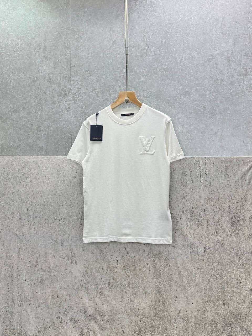 LOUI Tees