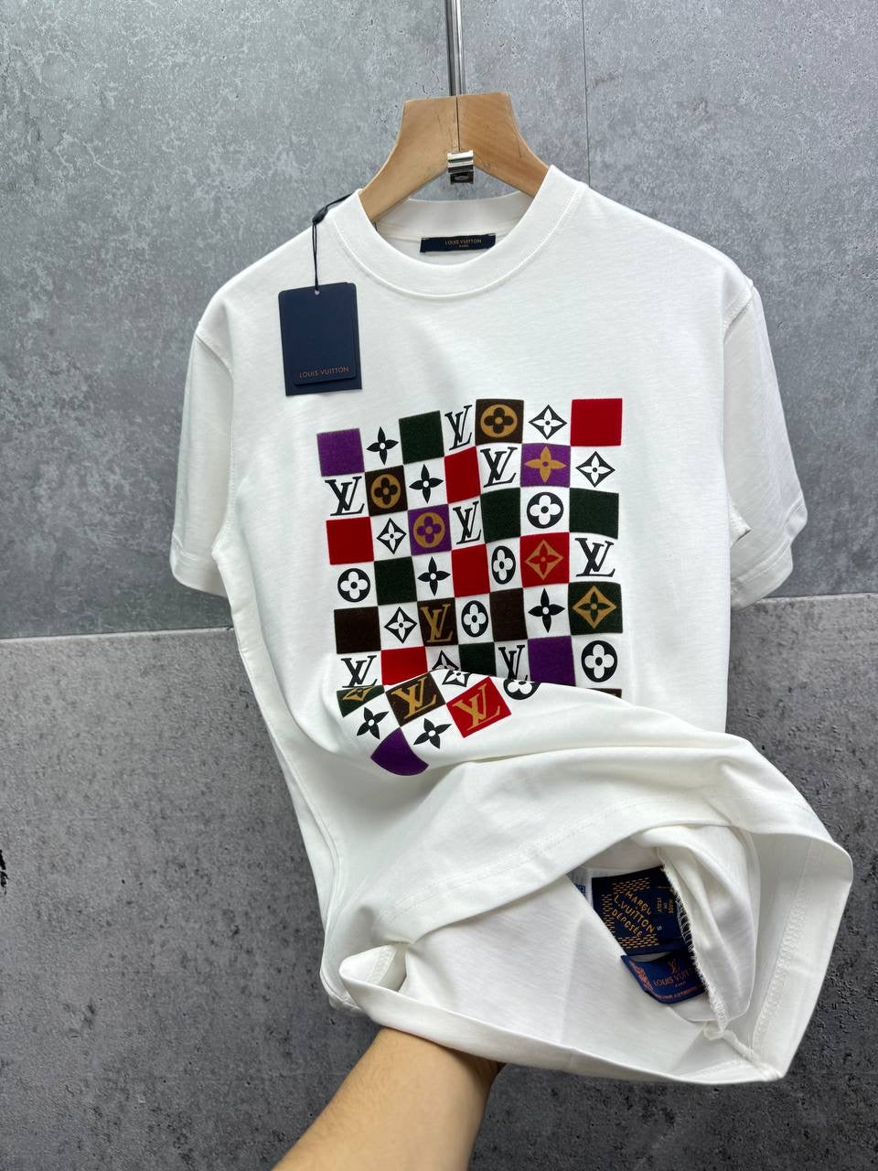 LOUI tees