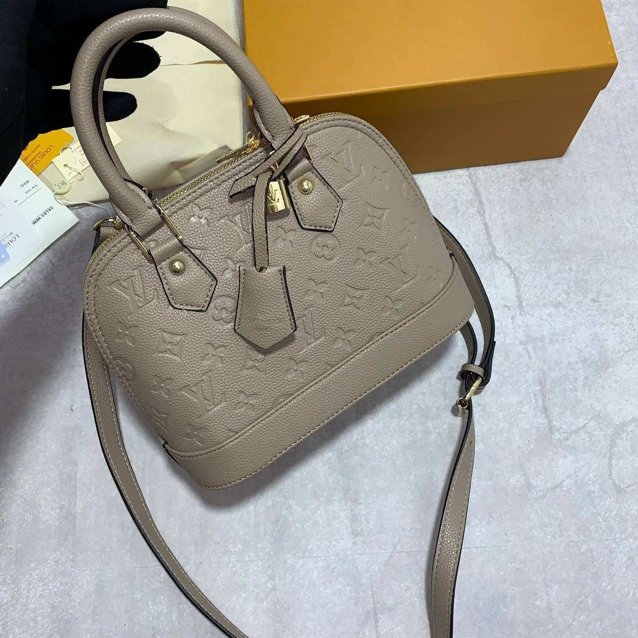 LOUI saddle bag