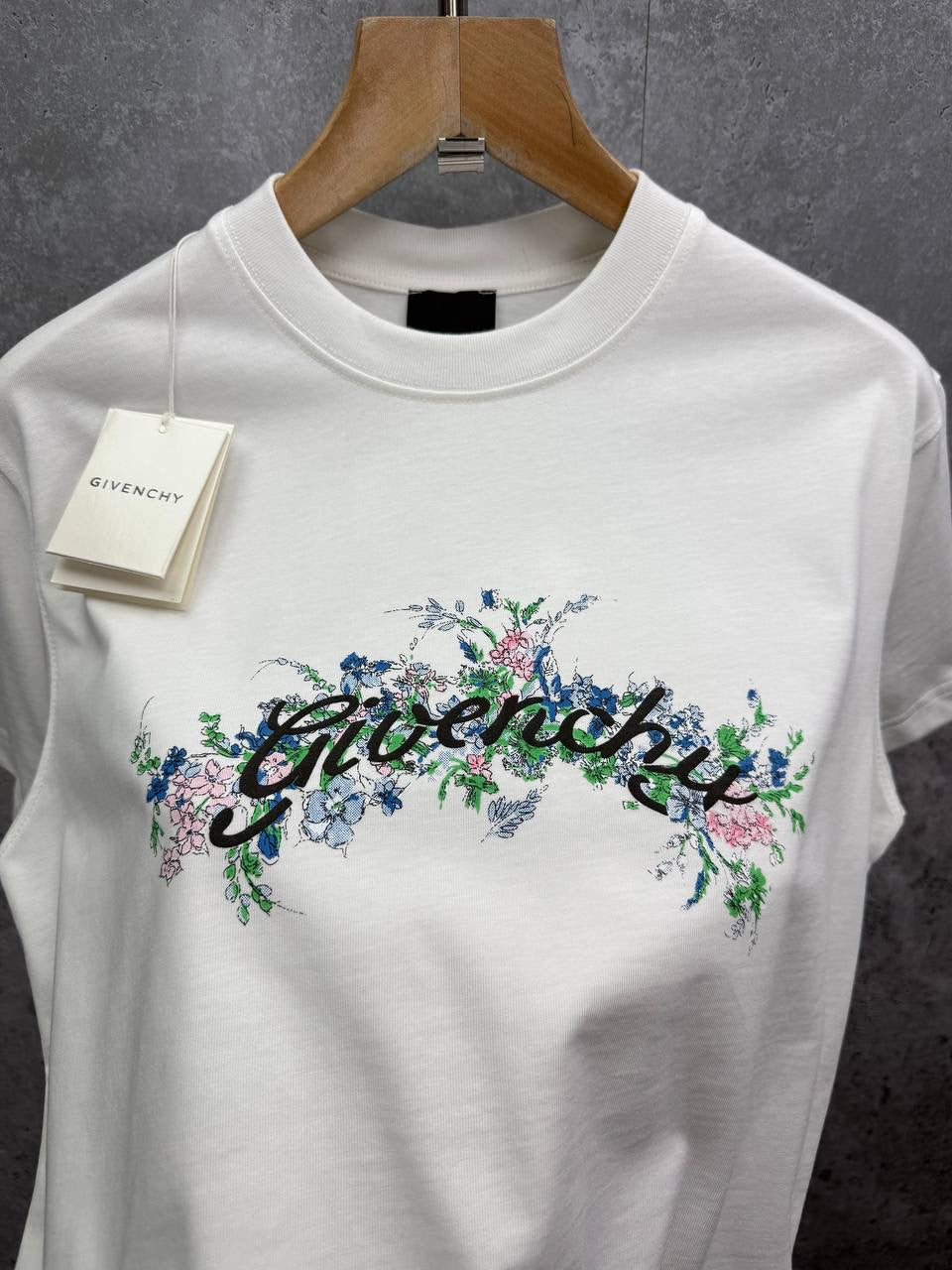 VENCHY Tees