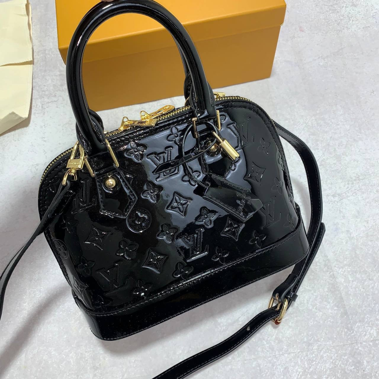 LOUI saddle bag