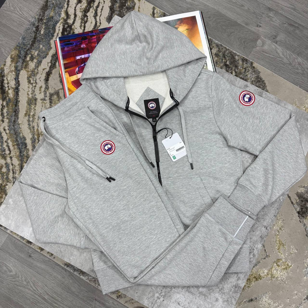 GOOSE TRACKSUIT