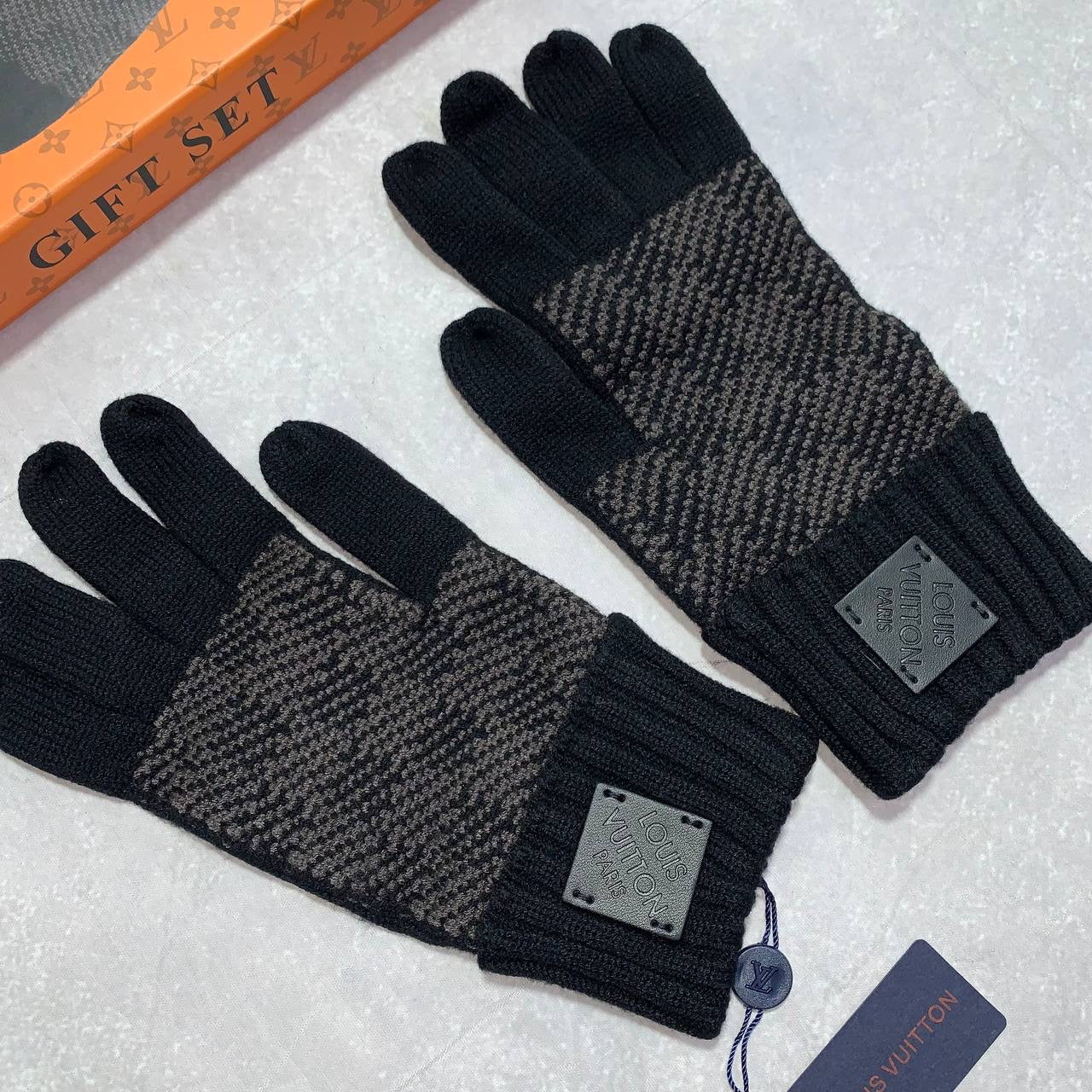 LOUI gloves set
