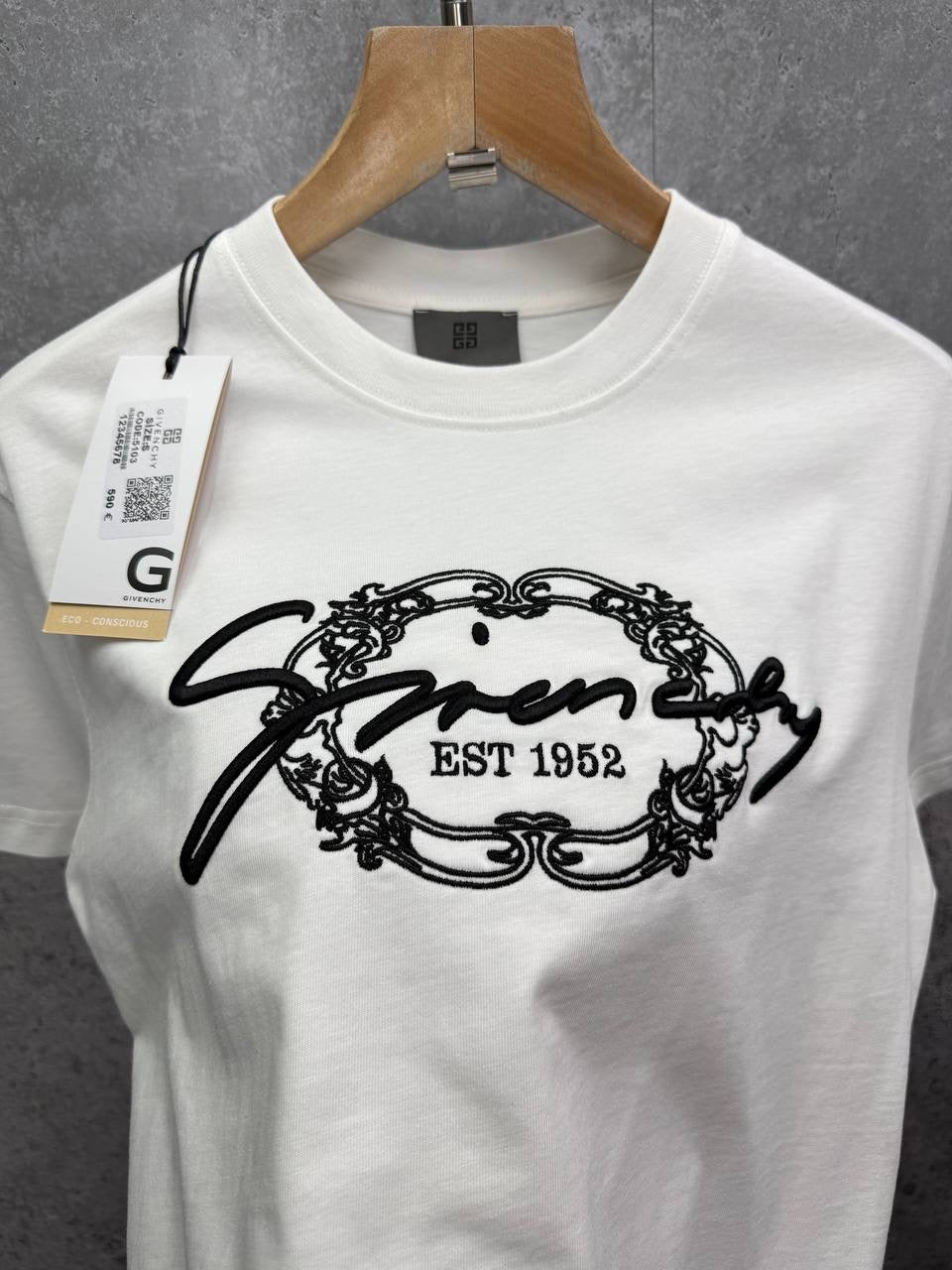 VENCHY Tees