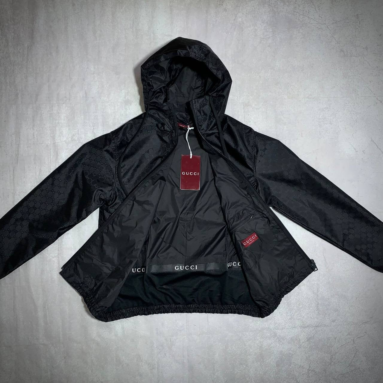 GG Windbreaker