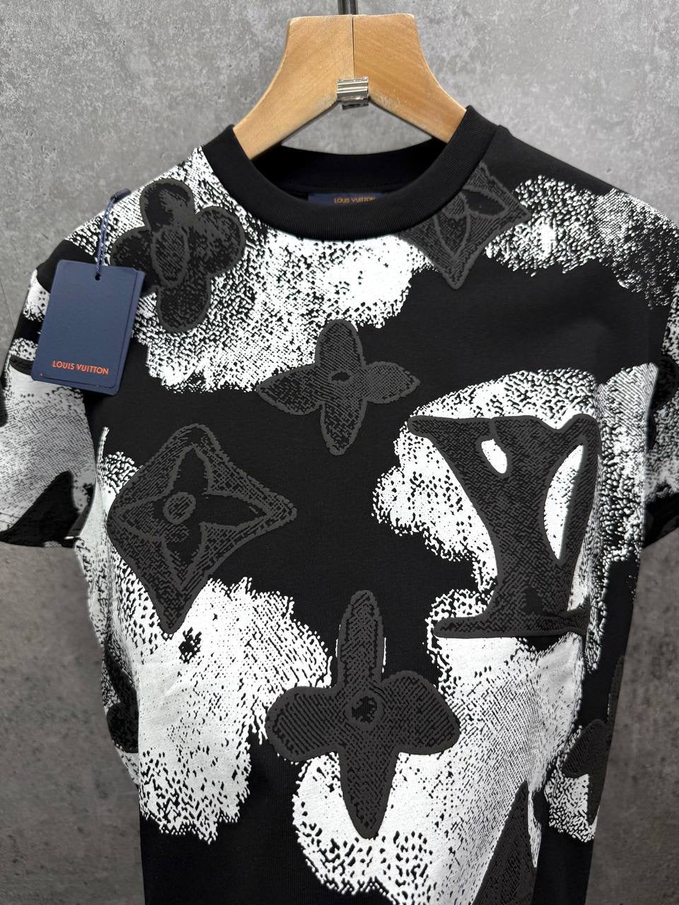 LOUI Tees