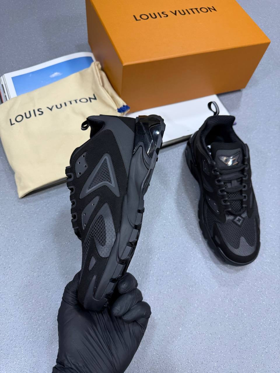 LOUI Trainers