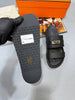 MES Sandal