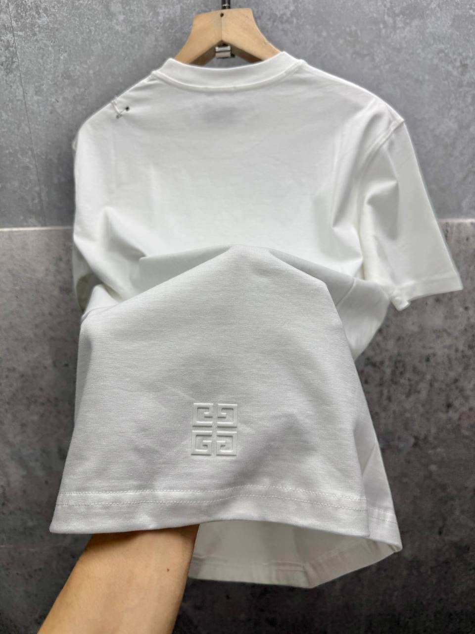 VENCHY Tees