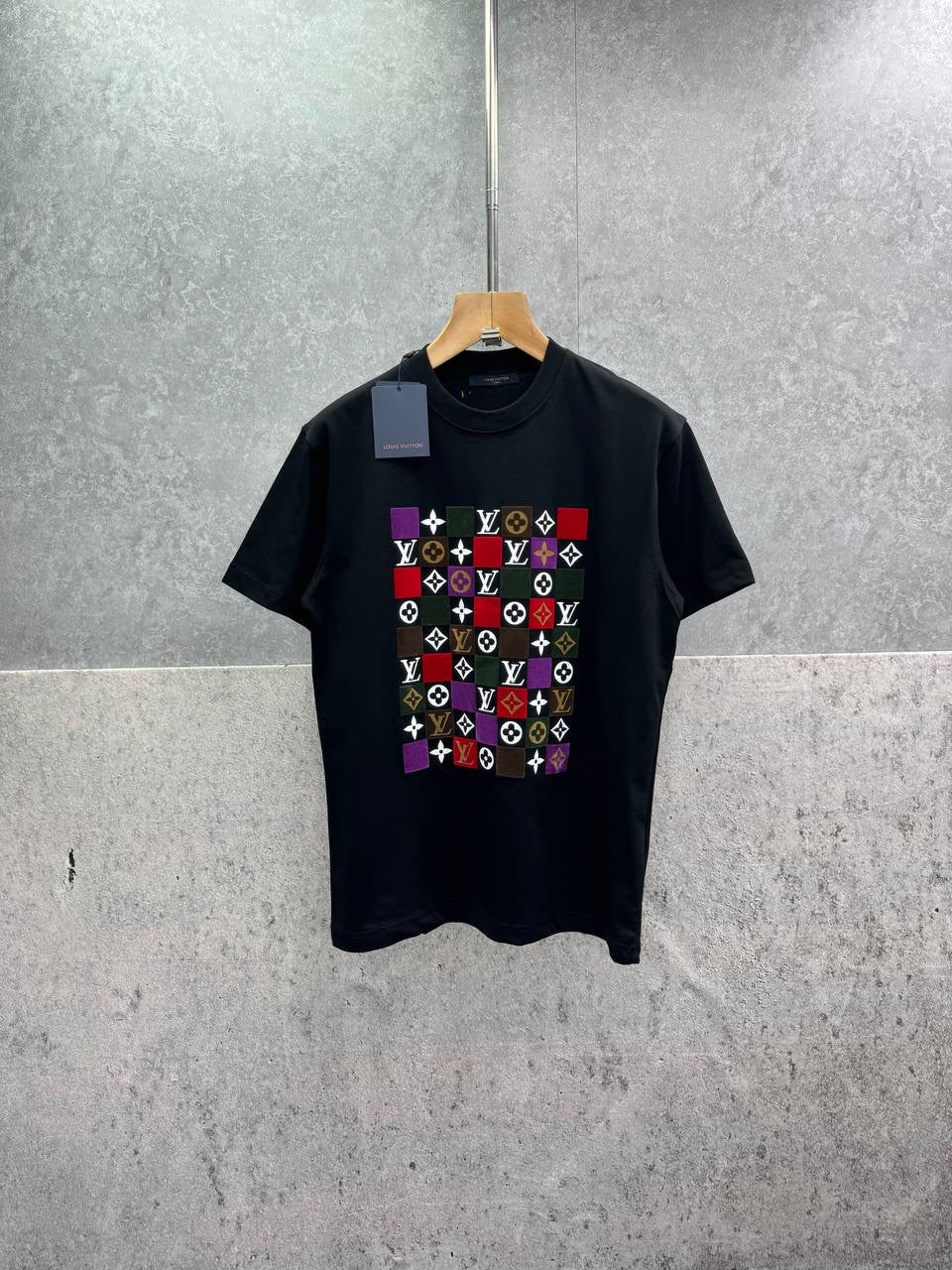 LOUI tees
