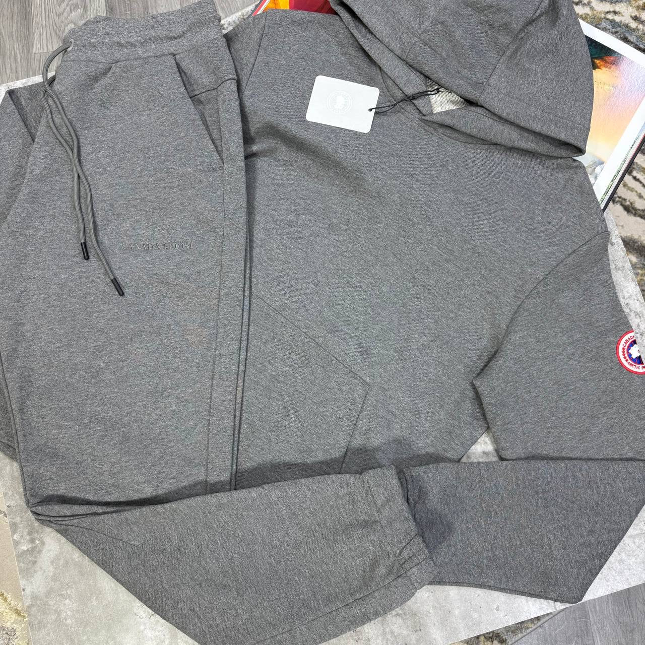 GOOSE TRACKSUIT