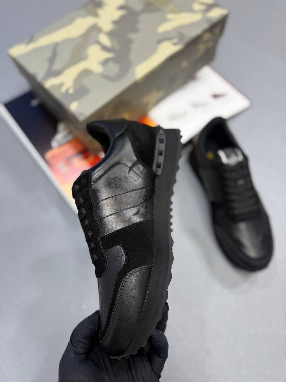 Vtnos Black Trainers