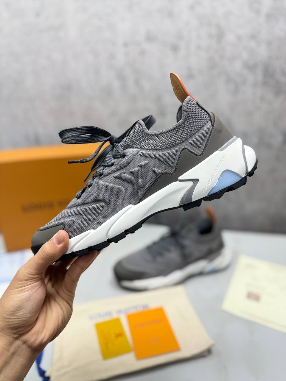 LOUI tactic trainers