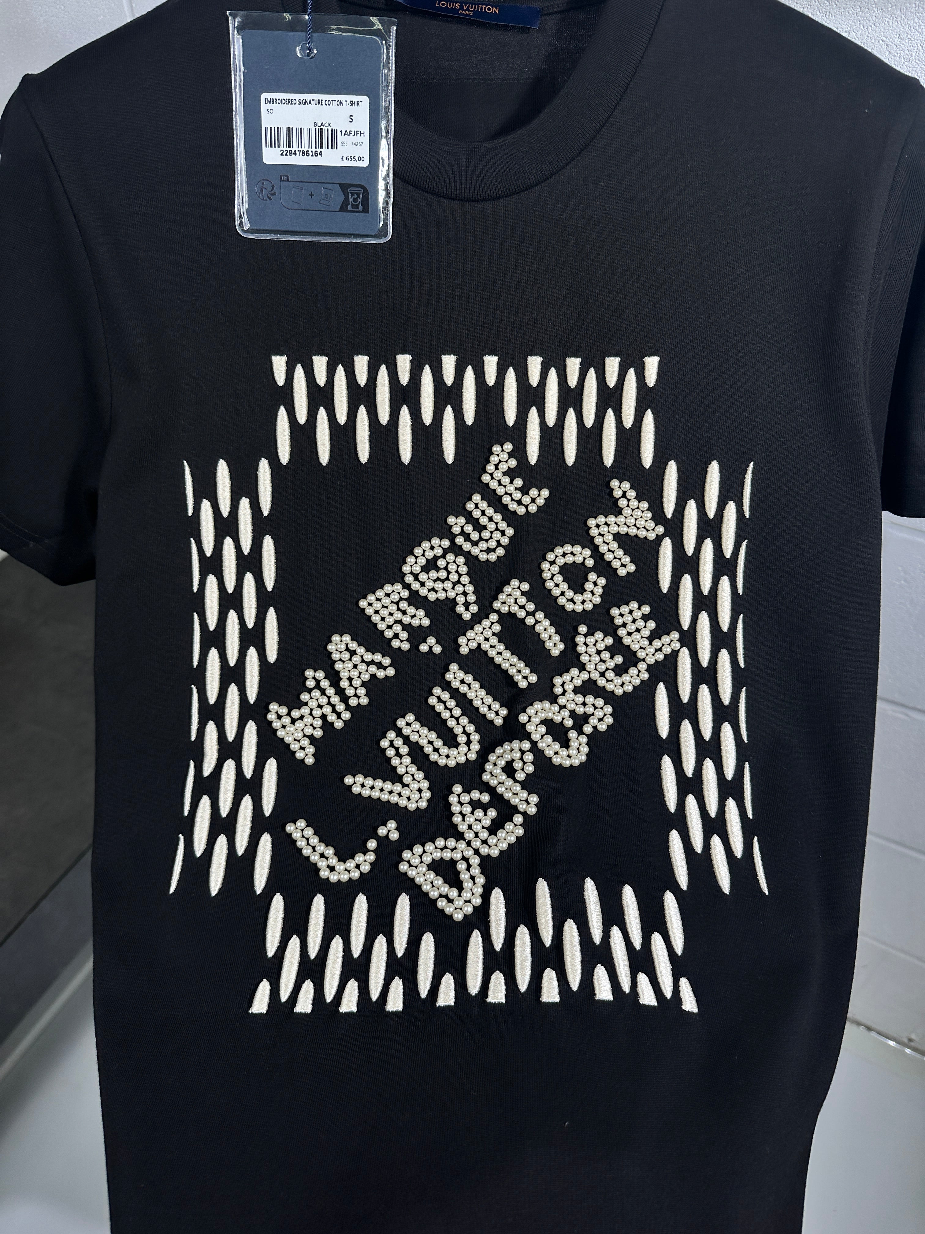 Lv pearls tee black